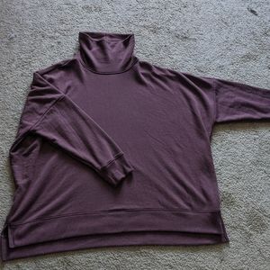 AE Mock-Neck Oversized Sweatshirt